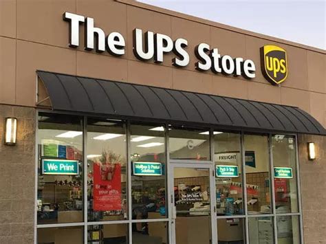 card smart store hours|The UPS Store .